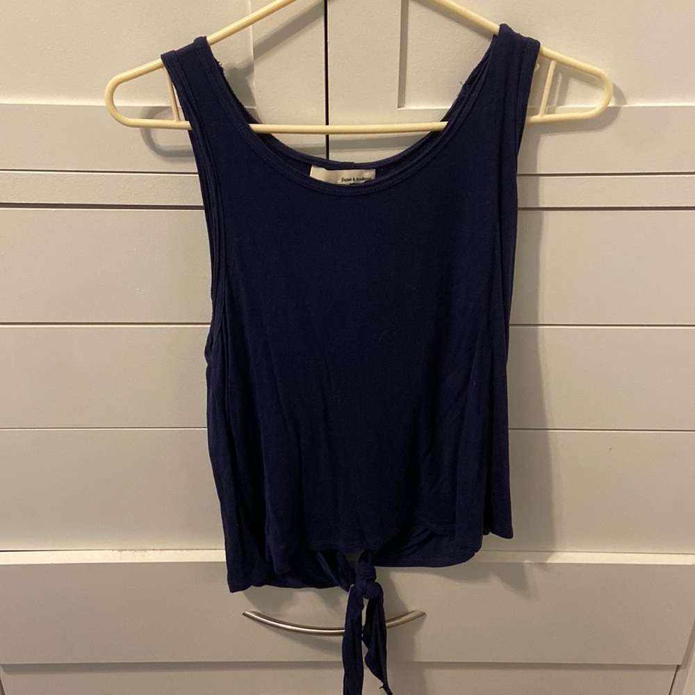 Tank top with slit in back and knot